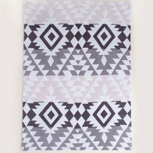 NWT Cozychic Bonfire SOFTEST blanket